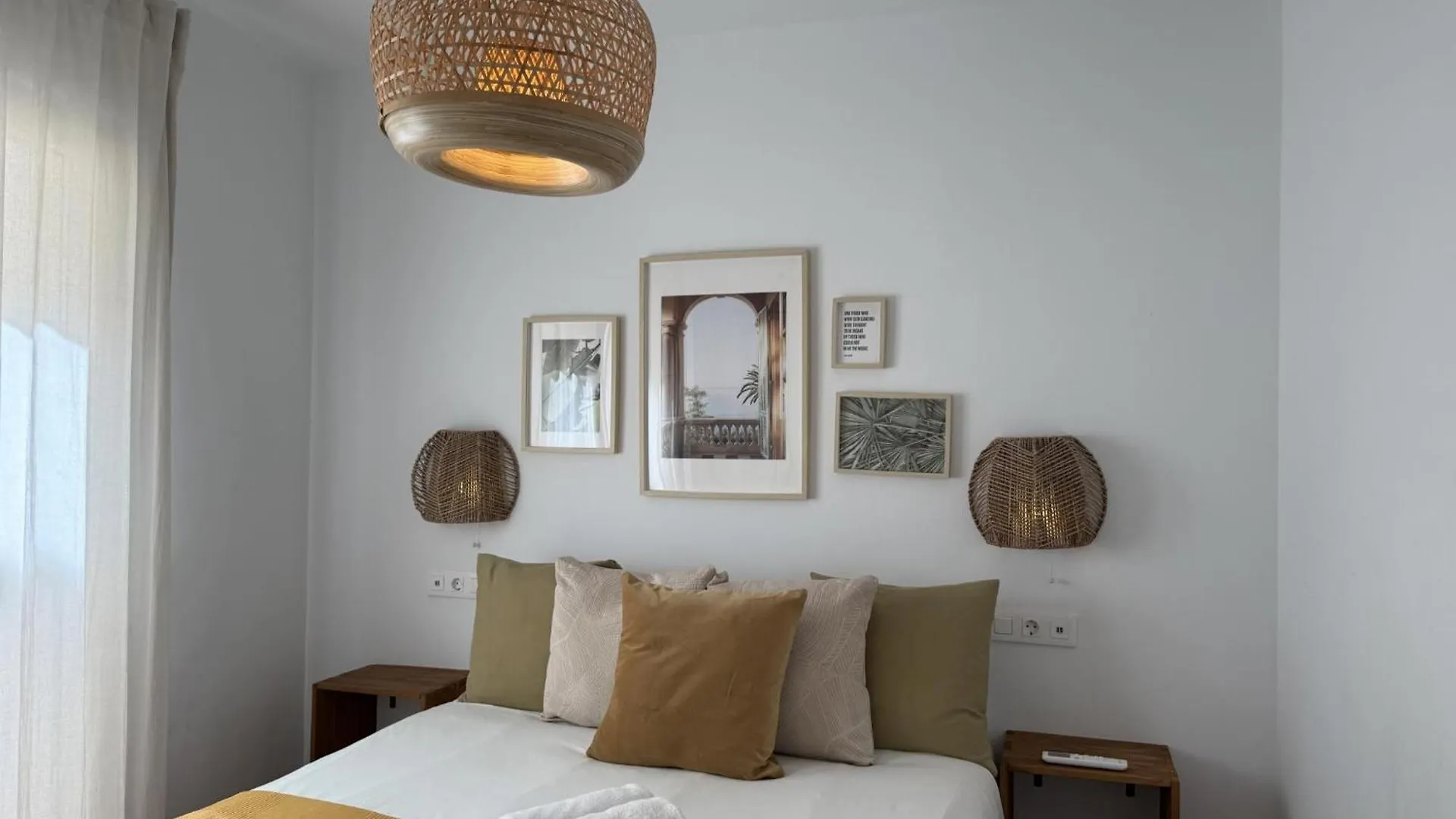 Luz Del Thyssen Apartment Malaga